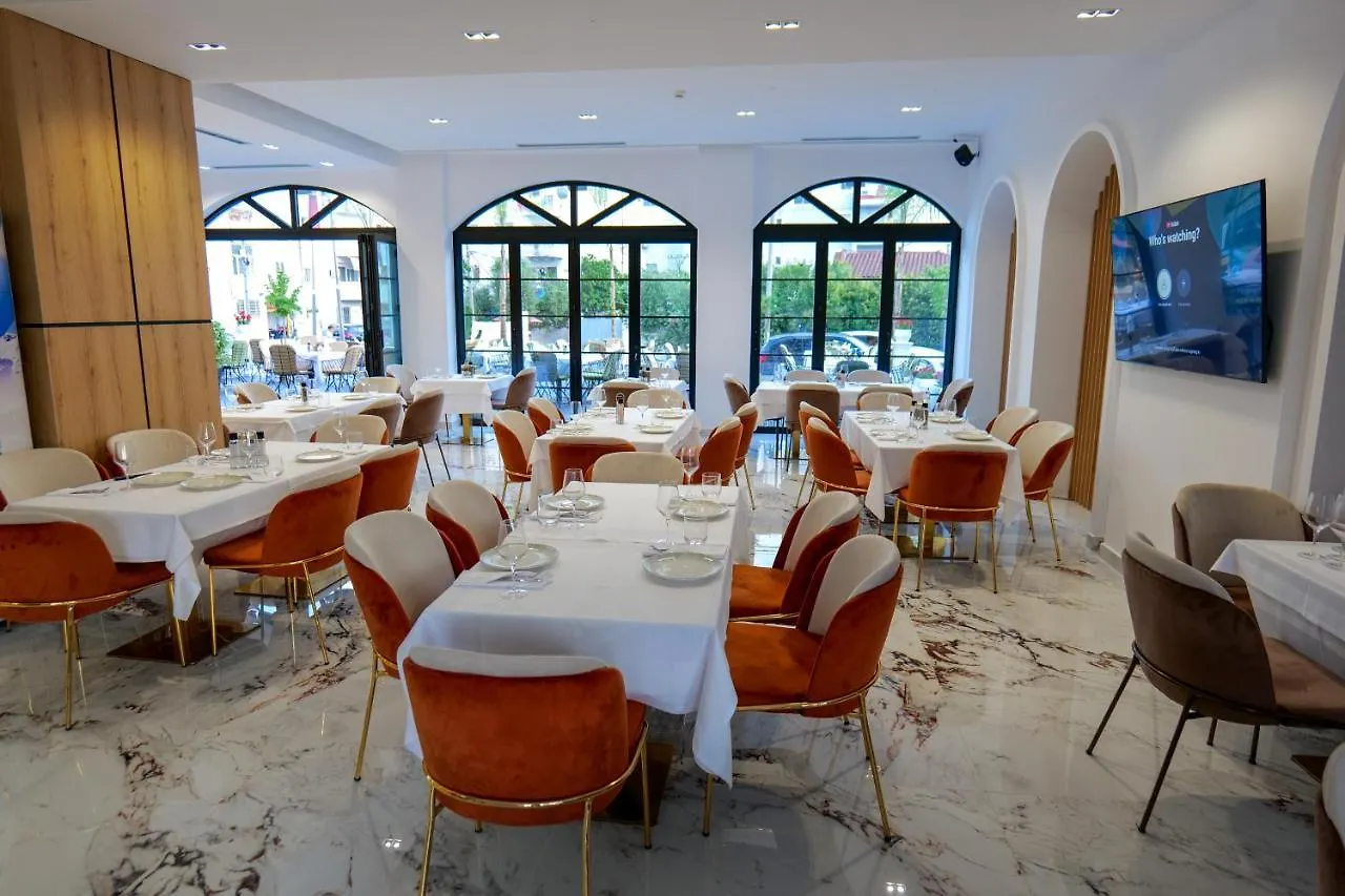 Chimaera Hotel Himare