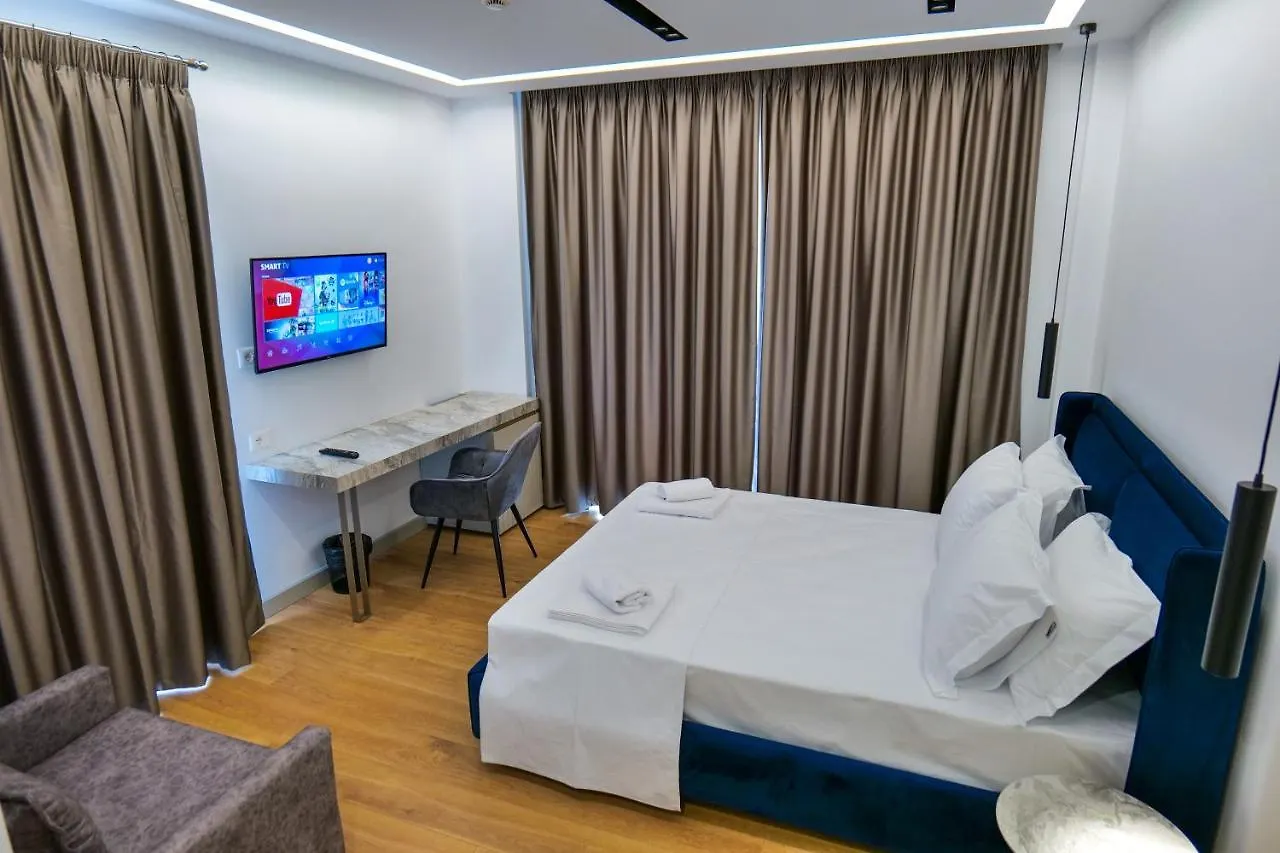 Chimaera Hotel Himare 4*,