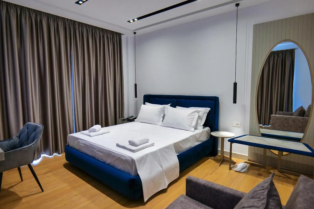 Chimaera Hotel Himare