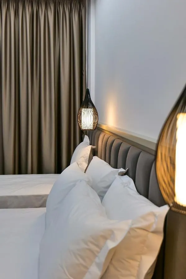 Chimaera Hotel Himara 4*,