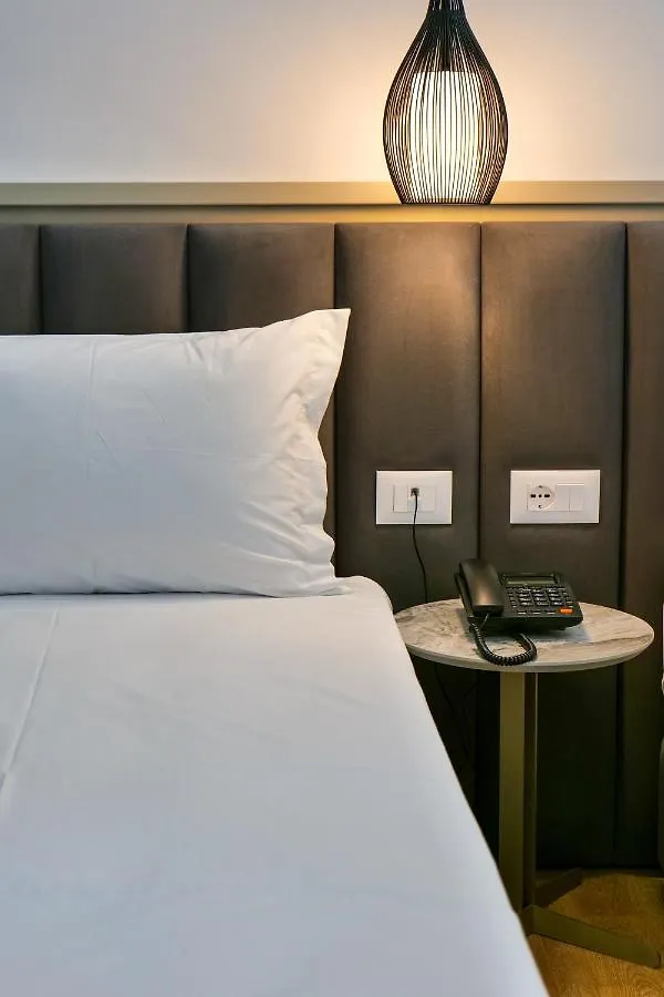 Chimaera Hotel Himara