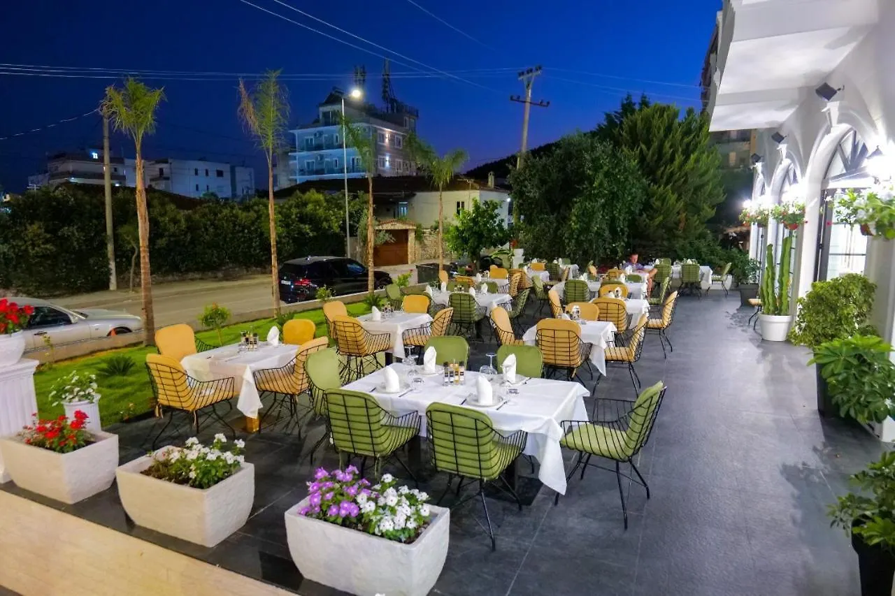 Chimaera Hotel Himare