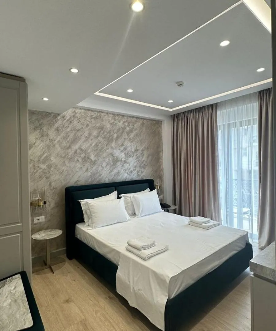 Chimaera Hotel Himare