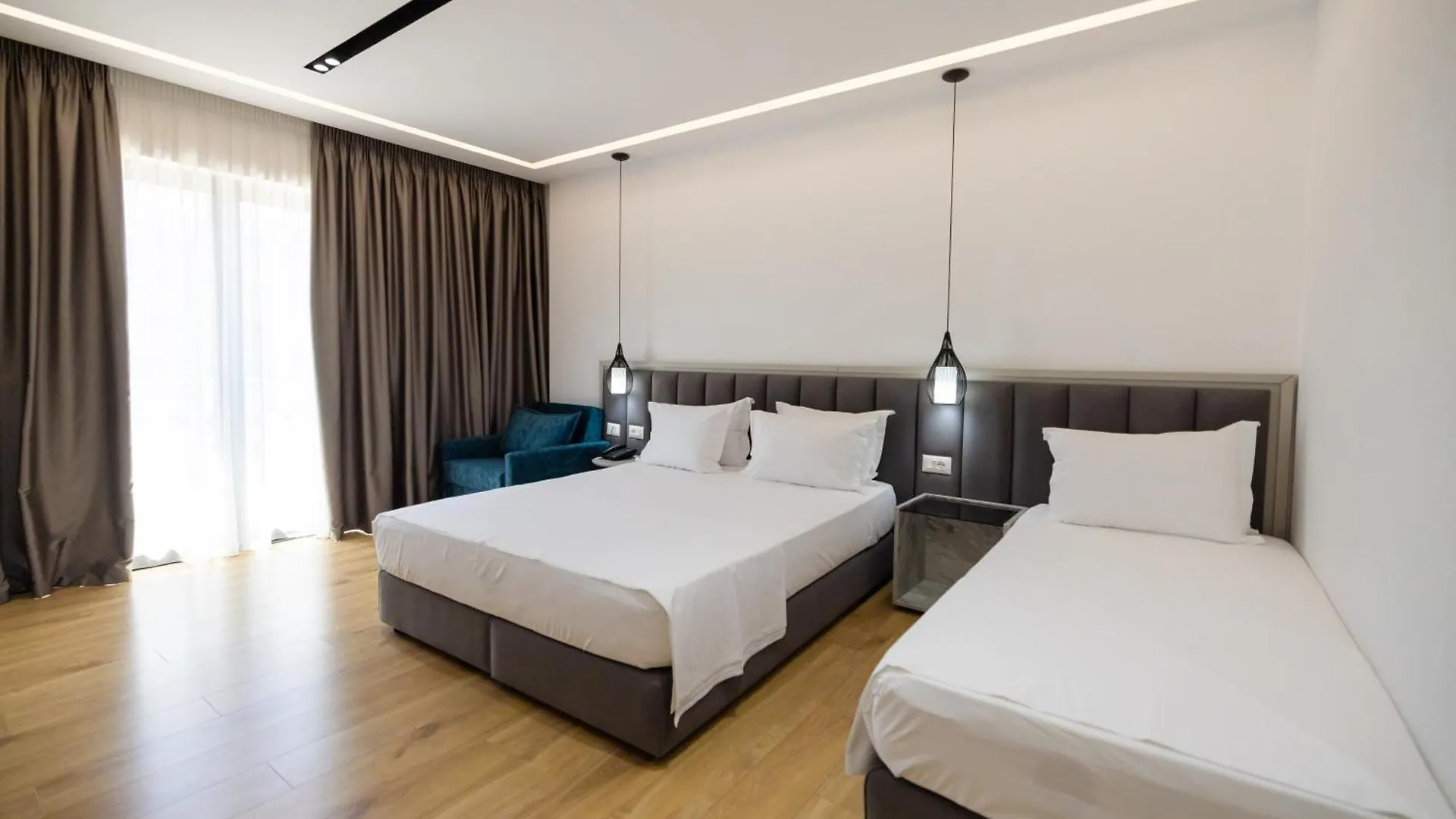 Chimaera Hotel Himare